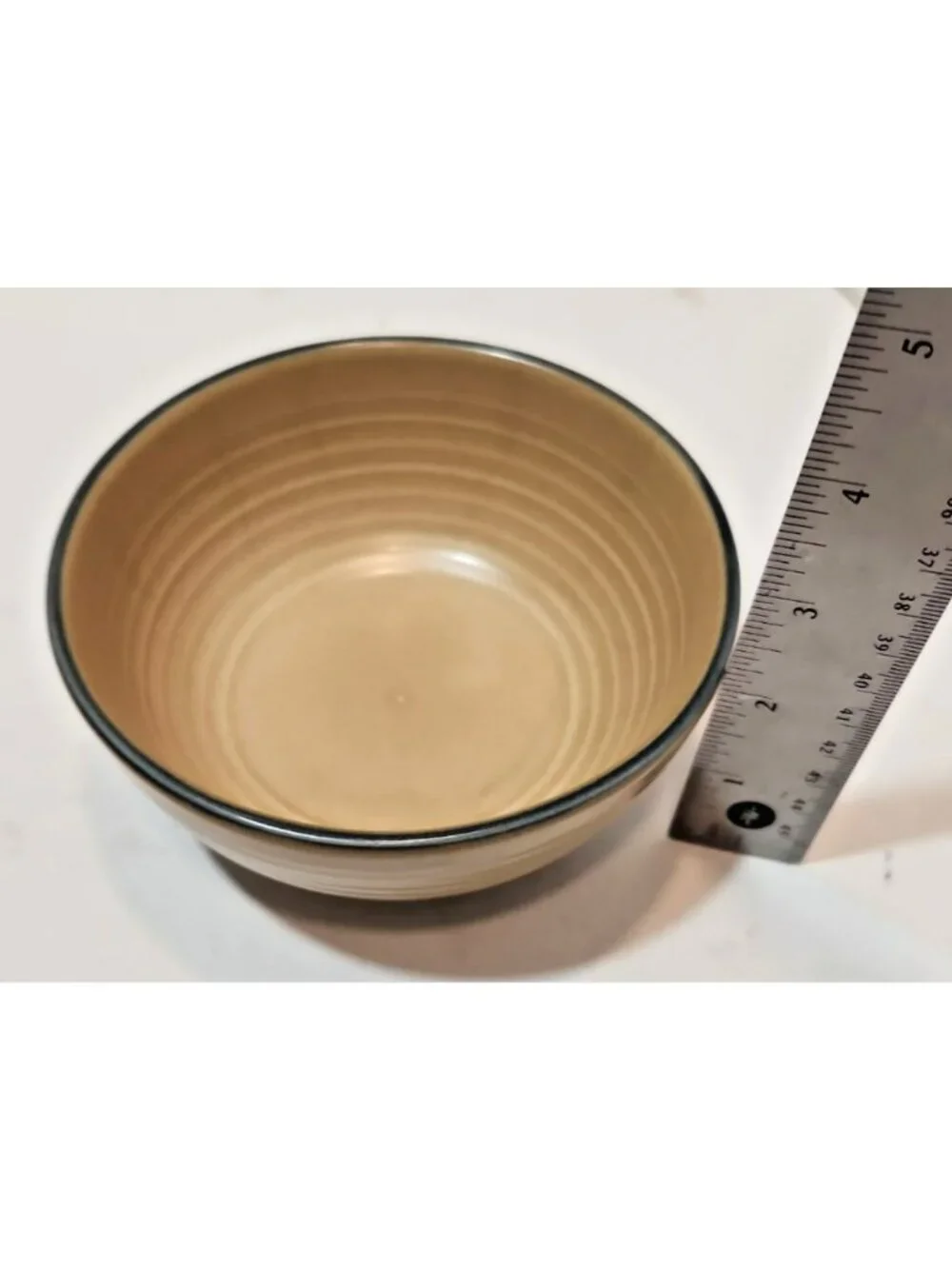 Vtg Pfaltzgraff Folk Art Soup/Cereal Bowls #009 Set of 3 Castle USA Tan & Blue